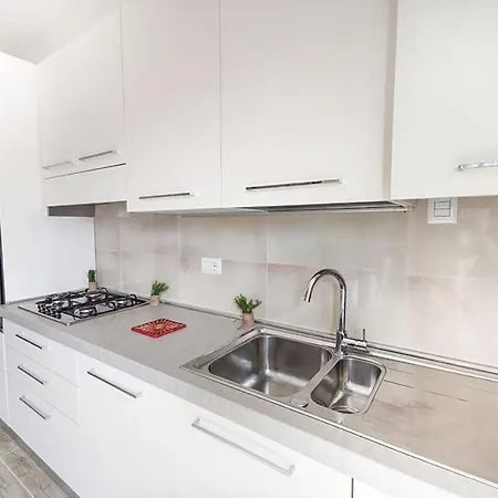 Alighieri Primissima Fila Mare Apartment