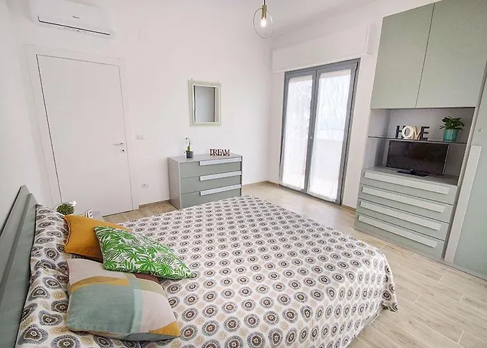 Alighieri Primissima Fila Mare Martinsicuro