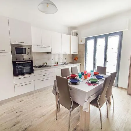Lägenhet Alighieri Primissima Fila Mare *
