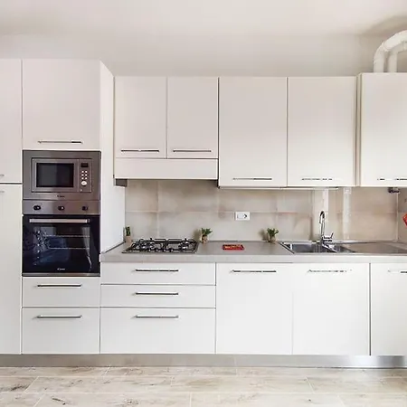 Alighieri Primissima Fila Mare Martinsicuro