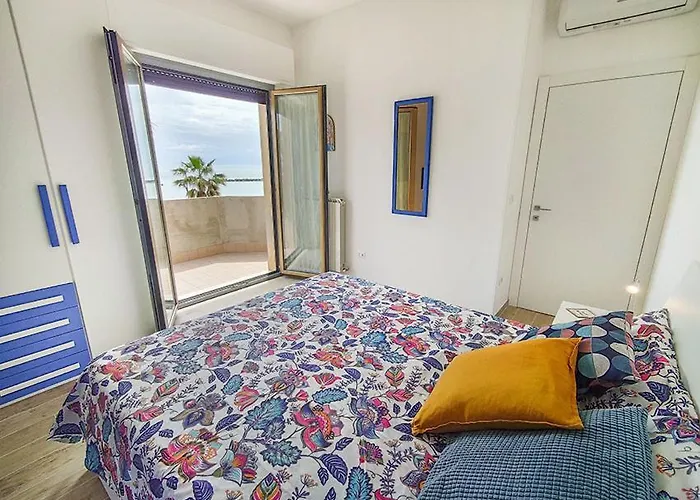 Daire Alighieri Primissima Fila Mare Martinsicuro