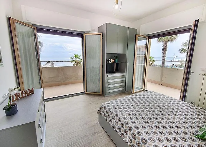 Alighieri Primissima Fila Mare Martinsicuro